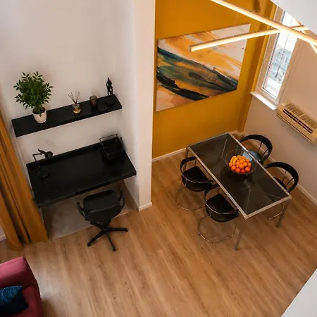 Skyline Penthouse & Rooftop Terrace Апартамент *